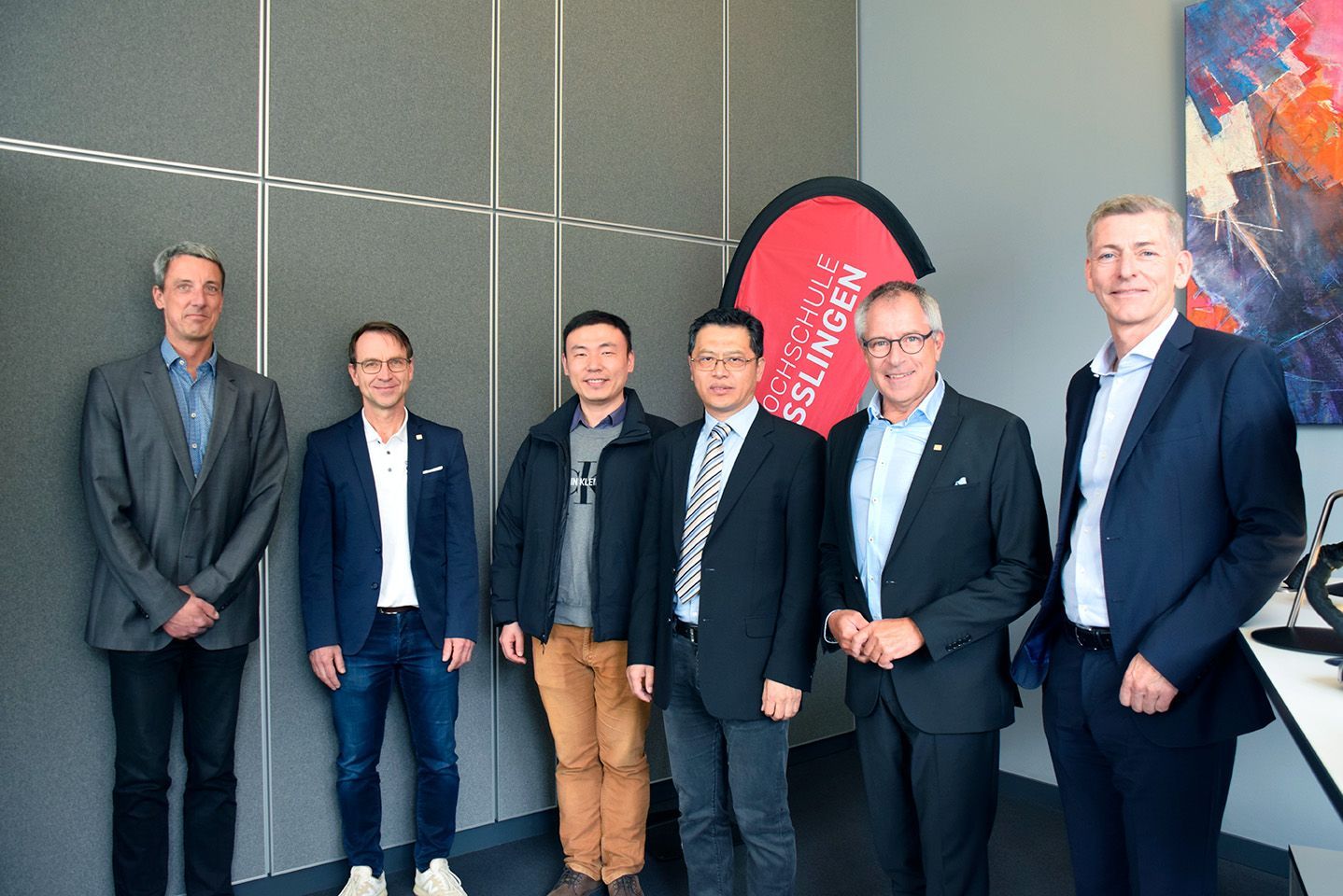 Chinesische Delegation und Gastgeber an der Hochschule Esslingen
