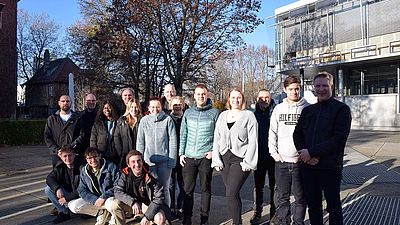 Studierende der Hochschule Esslingen und der JAMK University auf dem Campus Stadtmitte.